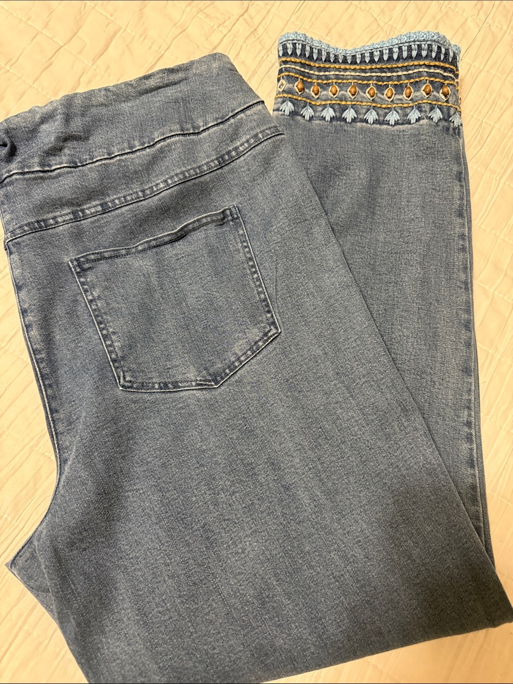 Ruby Rd. Light Wash Embroidered Hem Jeggings - Picture 2 of 6
